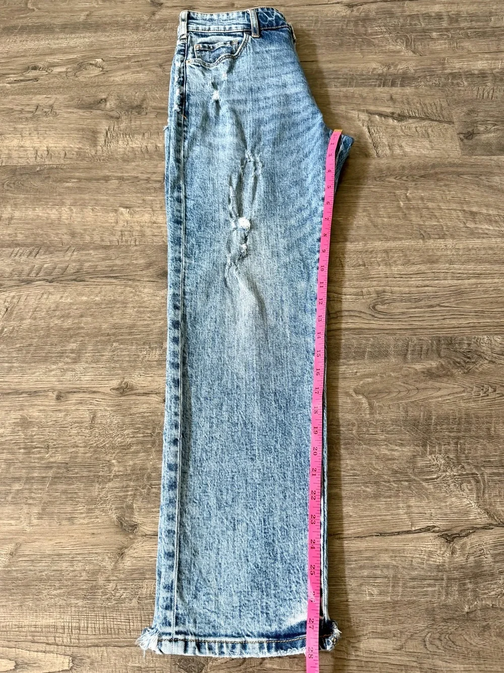 Pilcro Womens The Borrowed Boyfriend Jeans Size 26 Light Wash Distressed Raw Hem - Picture 14 of 16